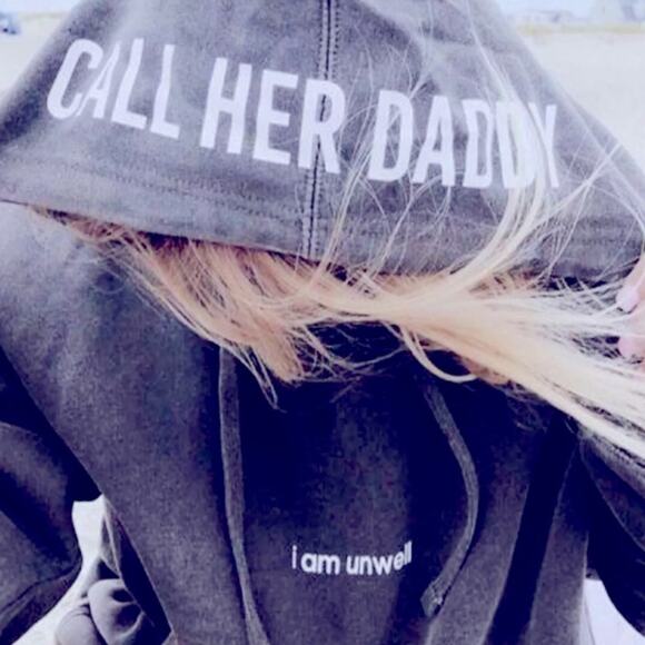 $119 Call Her Daddy / I am Unwell / Barstool Gray Cotton Cut V Neck Hoodie M EUC - Picture 3 of 11